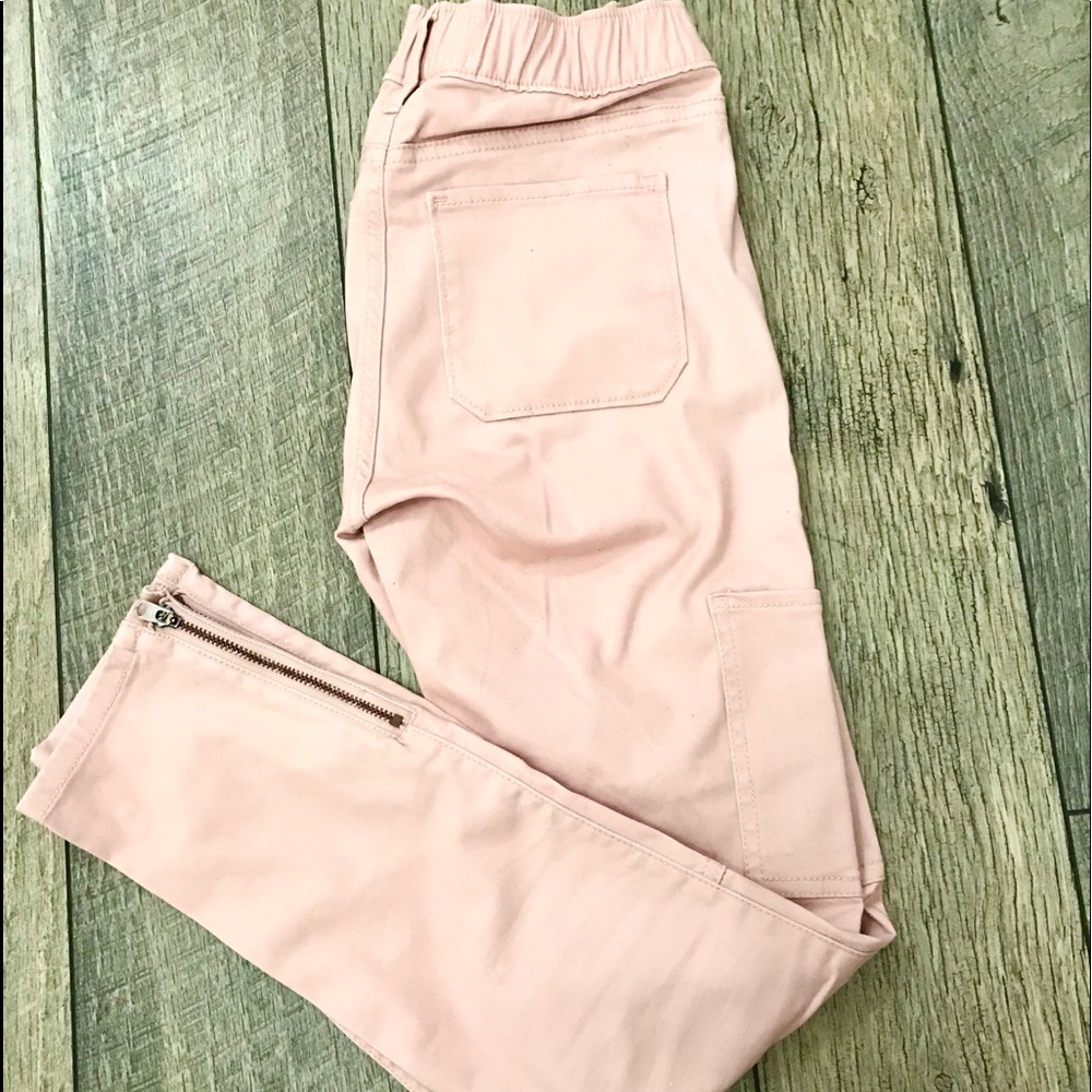 NWOT Abercrombie Kids Pink cargo pants